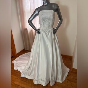 Alfred Angelo White Strapless Satin Bridal Gown Style 1630.